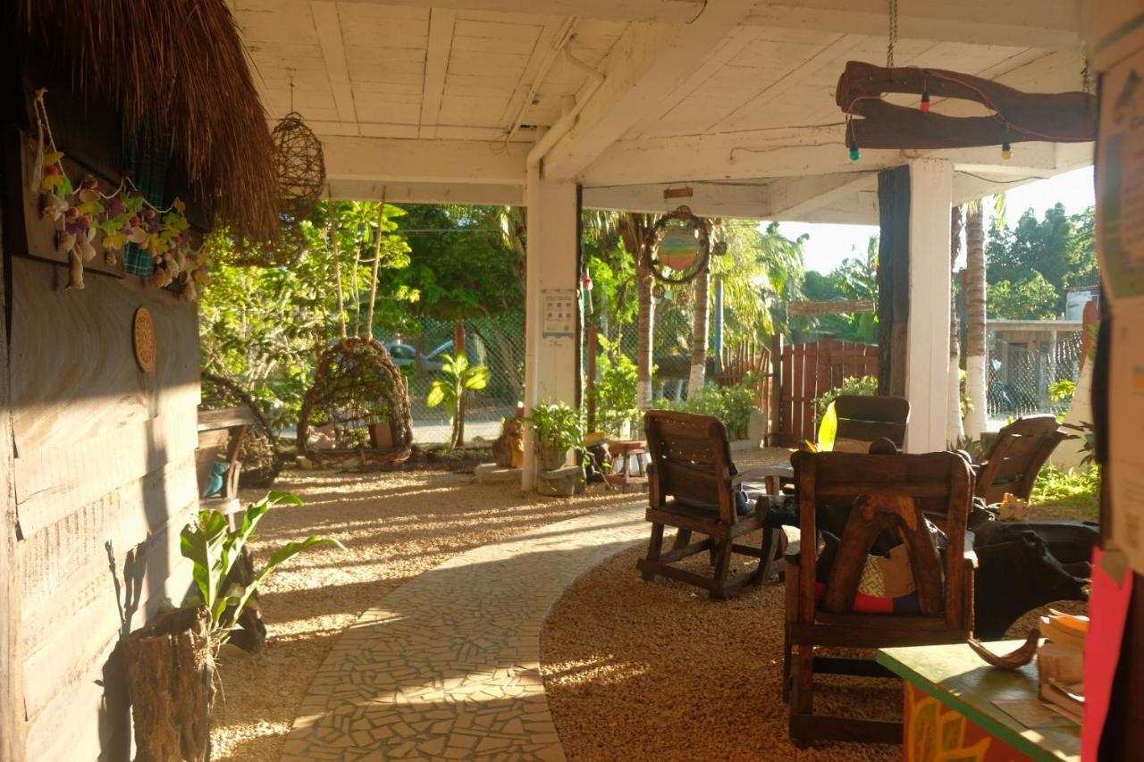 Near Lake Hostal Bacalar Exterior foto