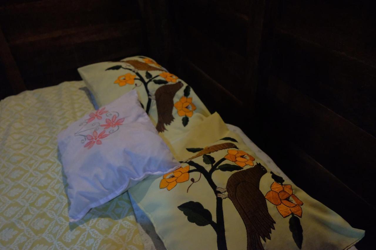 Near Lake Hostal Bacalar Exterior foto